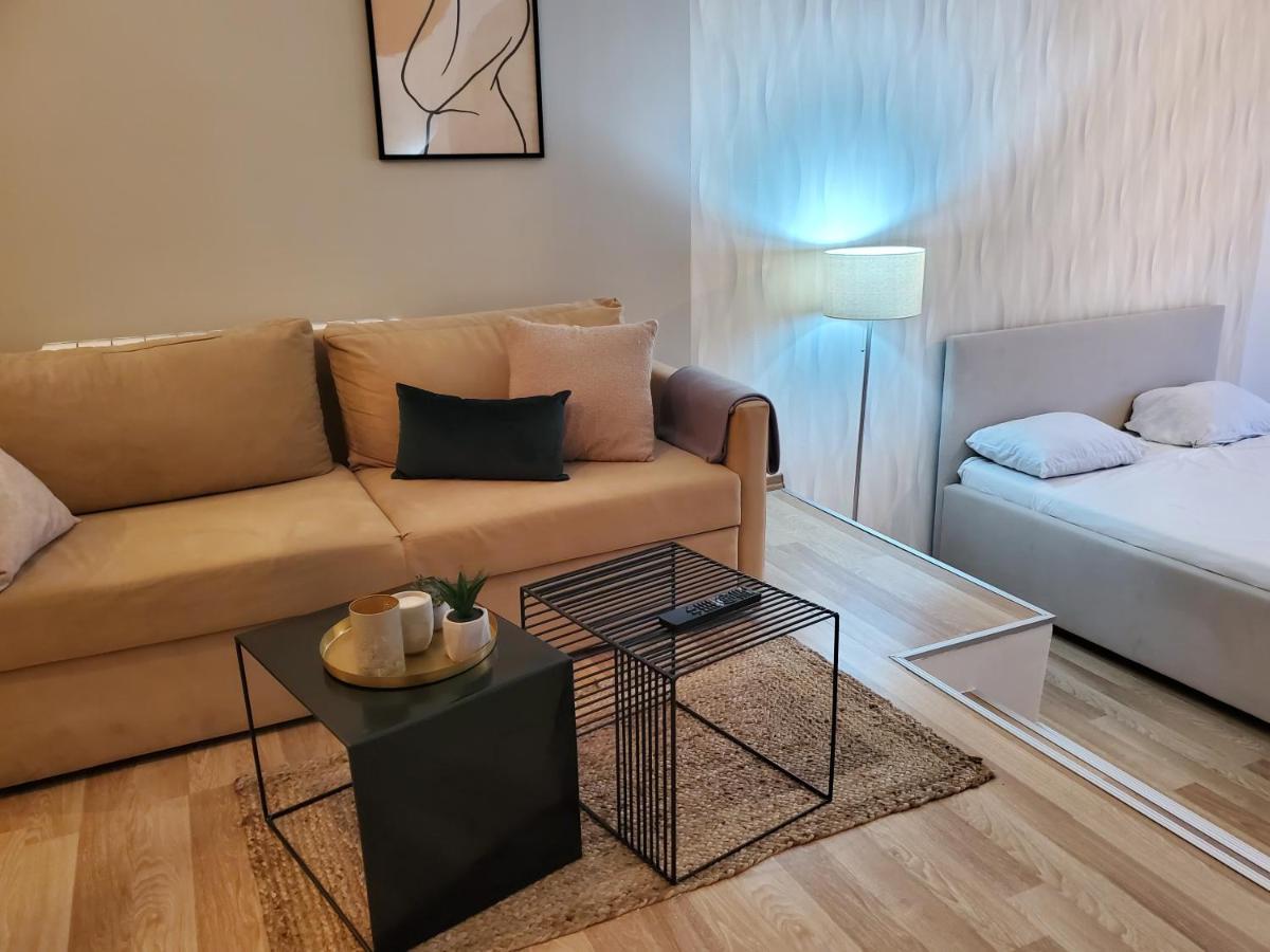 Sleep And Drive Premium Apartman Szarajevó Kültér fotó