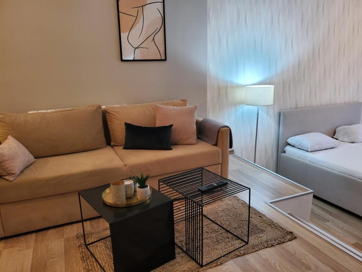 Sleep And Drive Premium Apartman Szarajevó Kültér fotó